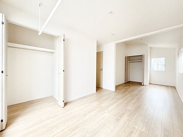 将来は2部屋にすることもできますね。お年頃になったら夢の個室にチェンジ！