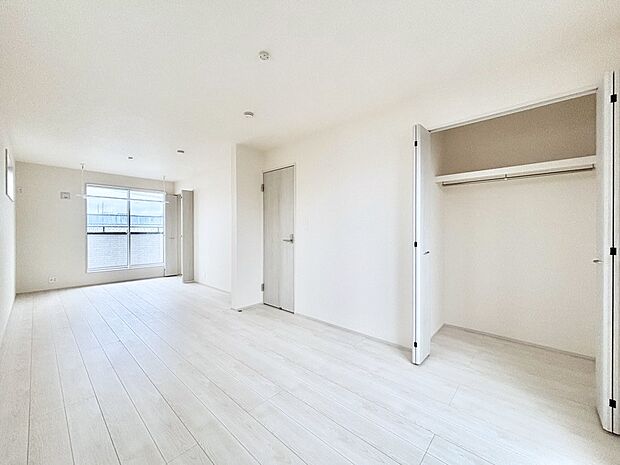 将来は2部屋にすることもできますね。お年頃になったら夢の個室にチェンジ!