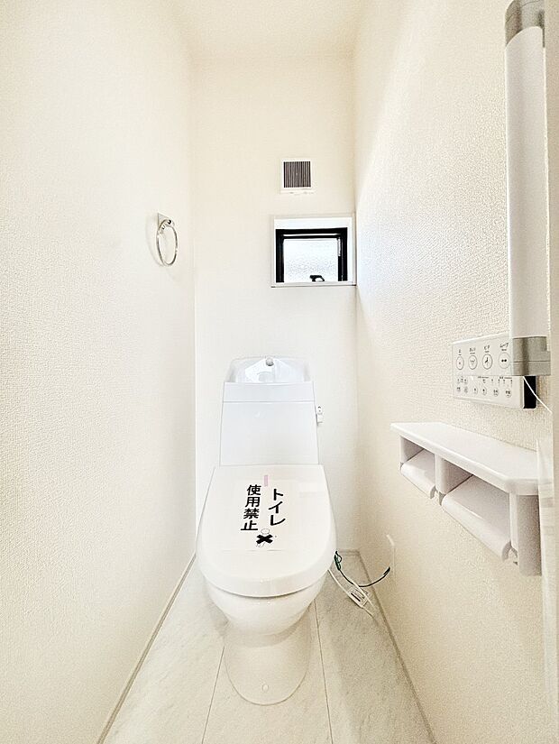 トイレは1階と2階それぞれに配置されていてとても便利です。