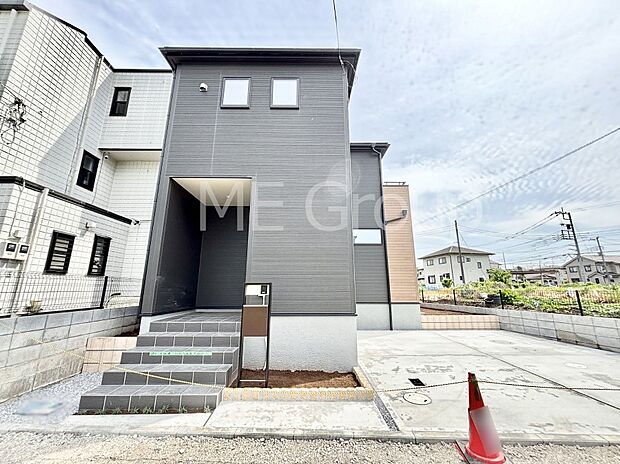 溢れる陽光でご家族の笑顔も輝く