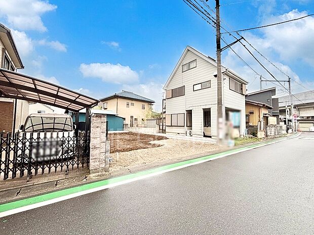 前面道路はきちんと整備されています