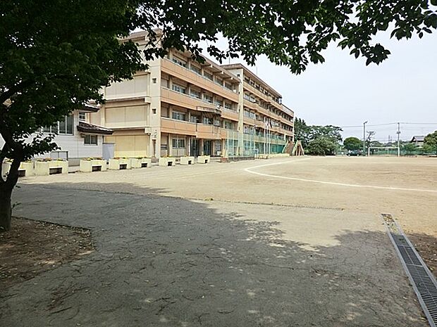 中学校 2660m 上尾市立上平中学校