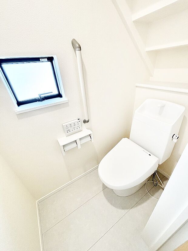 トイレは安心の2箇所!朝のバタバタも一安心です。