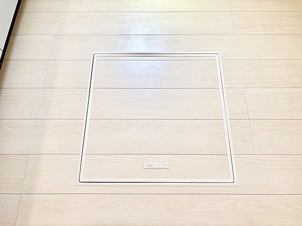 床下収納付き!日用品・非常用品の収納にも大活躍。