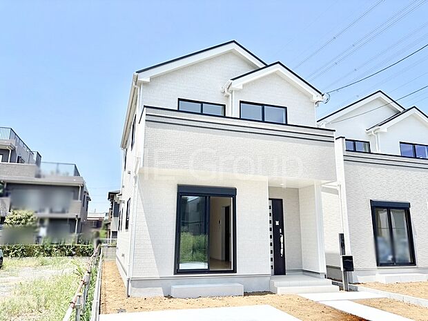 洗練された外観、上質な住空間が広がる室内は永く安心して過ごせる住居です。