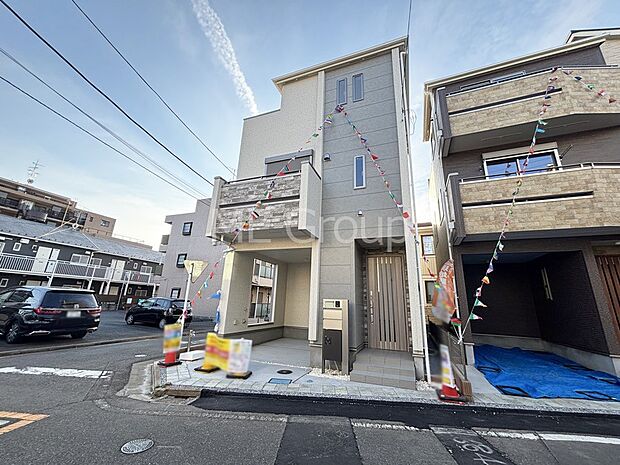 溢れる陽光でご家族の笑顔も輝く