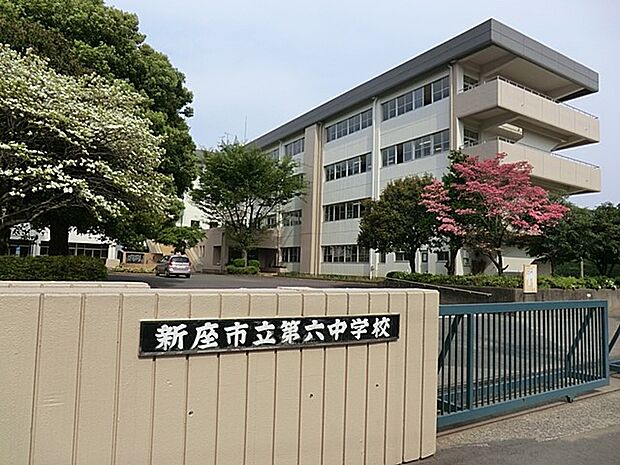 中学校 2800m 新座市立第六中学校