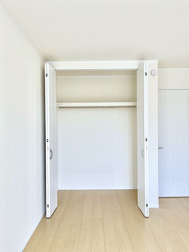 たっぷりの収納スペースで快適に暮らせそう