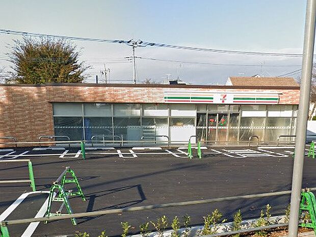 コンビニ 200m セブン-イレブン 流山江戸川台西3丁目店