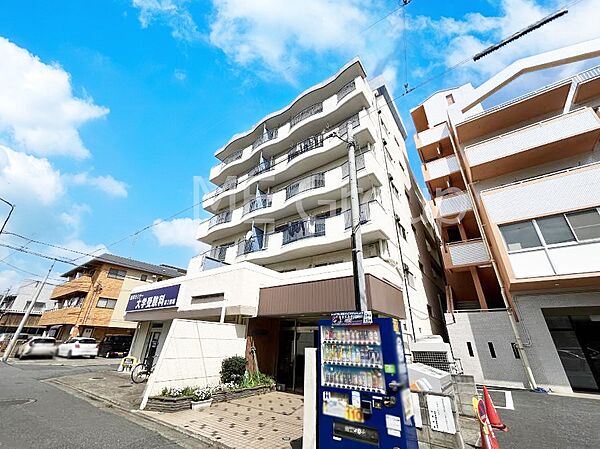 溢れる陽光でご家族の笑顔も輝く