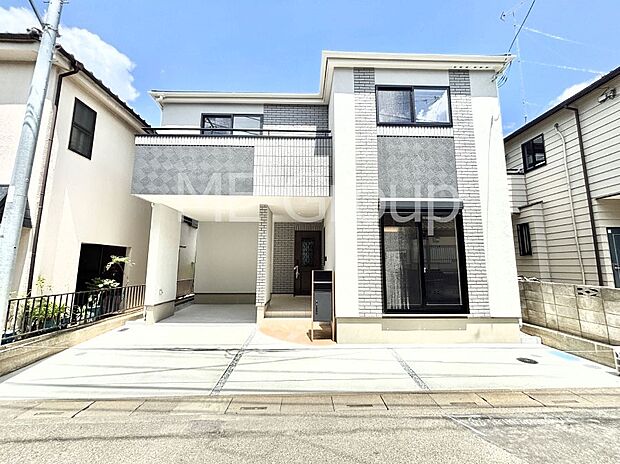 心地よい暮らしが送れそう!明るい陽光に包まれる全室2面採光の住まい。