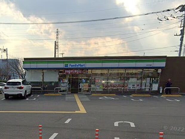 コンビニ 500m ファミリーマート 北本中丸店