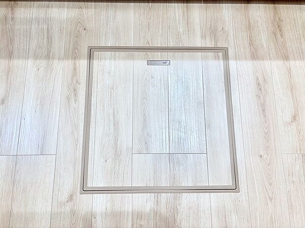 床下収納付き!日用品・非常用品の収納にも大活躍。