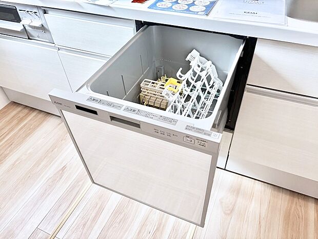 面倒なお片づけは食洗機にお任せ!家事の負担が減って、時間にも気持ちにもゆとりができます。