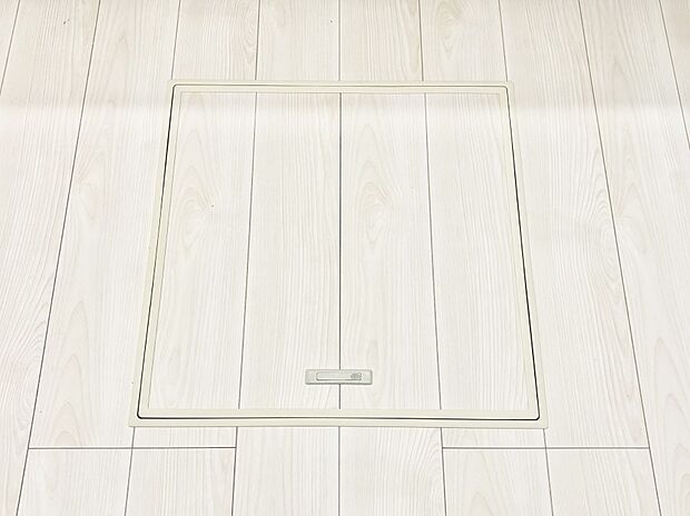 床下収納付き!日用品・非常用品の収納にも大活躍。