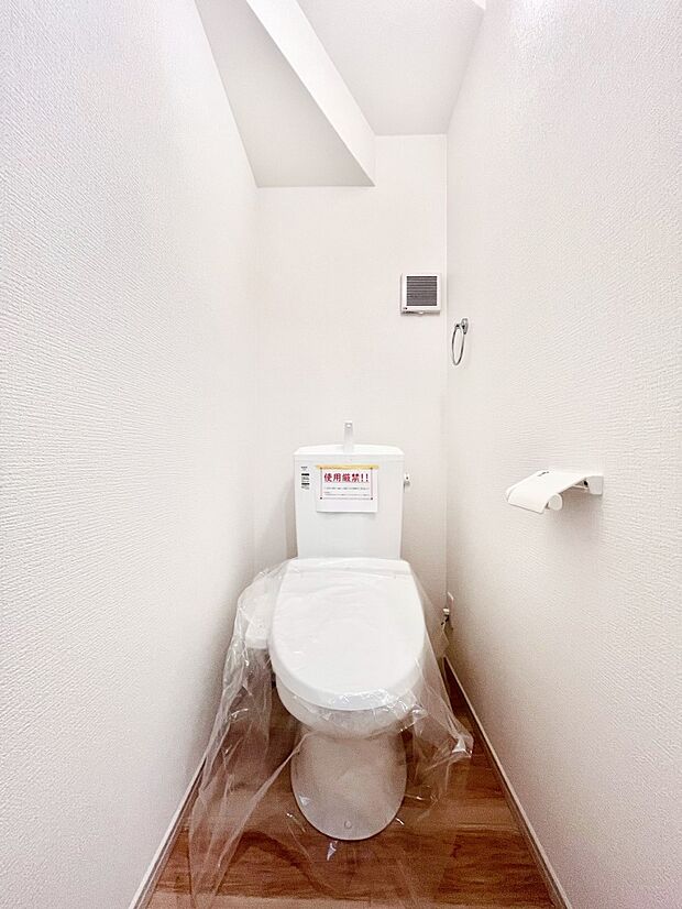 トイレは安心の2箇所!朝のバタバタも一安心です。