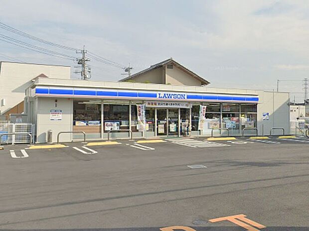 コンビニ 500m ローソン草加青柳七丁目店