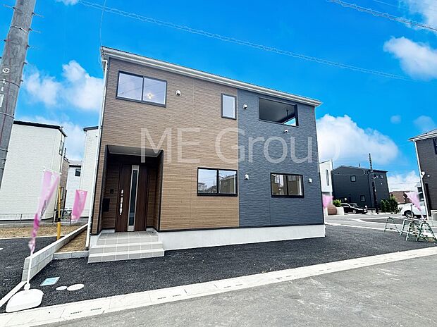 たっぷりの陽光と心地よい風が舞い込む住まい