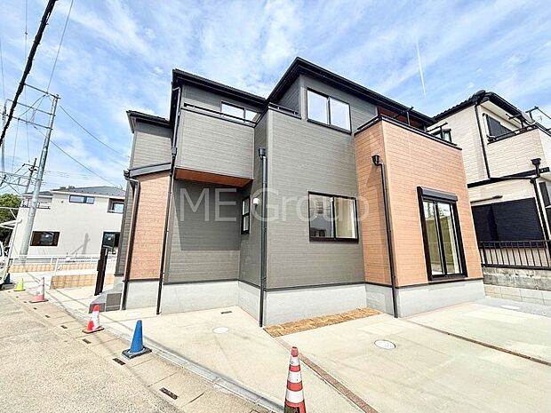 たっぷりの陽光と心地よい風が舞い込む住まい
