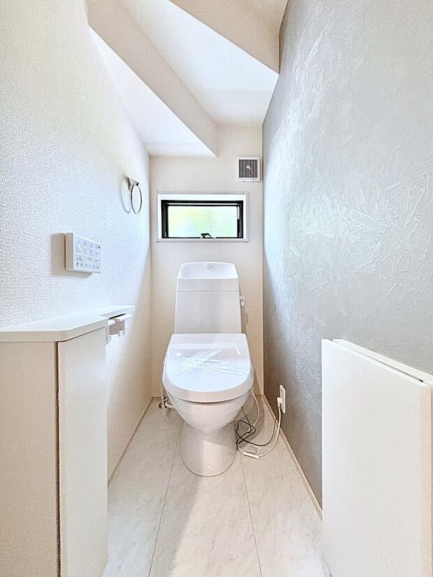 トイレは1階と2階それぞれに配置されていてとても便利です。 