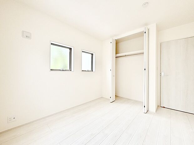 収納が充実しているので居住スペースを広々使えます