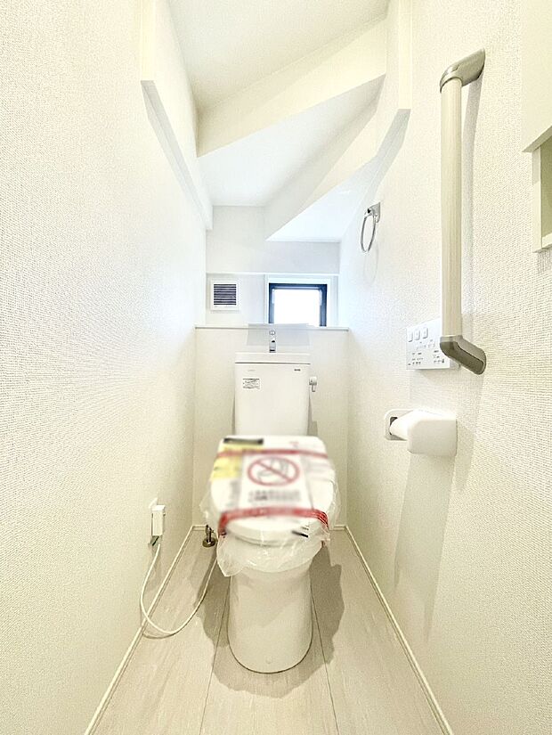 トイレは1階と2階それぞれに配置されていてとても便利です。