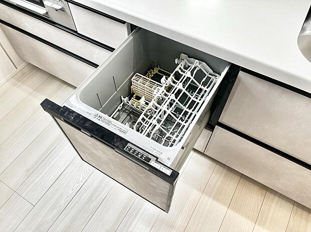 面倒なお片づけは食洗機にお任せ!家事の負担が減って、時間にも気持ちにもゆとりができます。