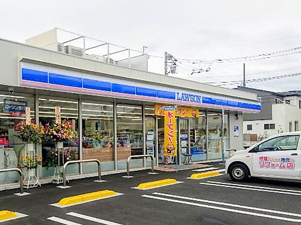 コンビニ 400m ローソン 越谷弥十郎店