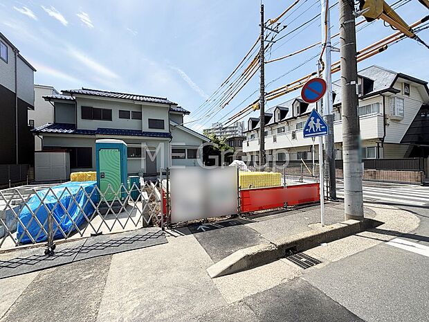 溢れる陽光でご家族の笑顔も輝く