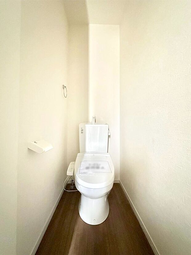 トイレは1階と2階それぞれに配置されていてとても便利です。 