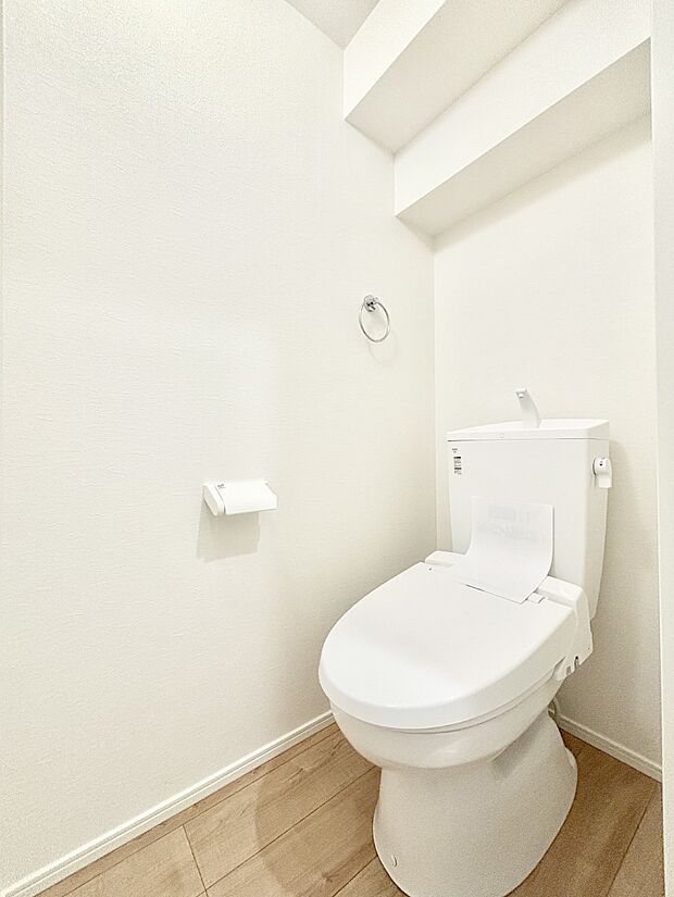 トイレは安心の2箇所!朝のバタバタも一安心です。