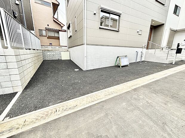 生活に欠かせない駐車スペース。