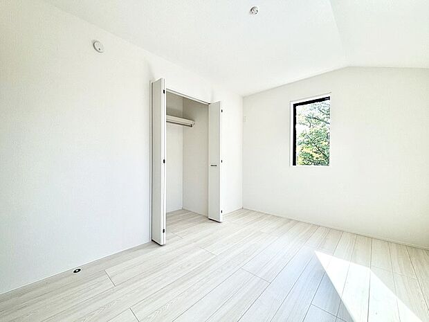 収納が充実しているので居住スペースを広々使えます