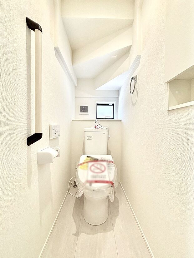 トイレは1階と2階それぞれに配置されていてとても便利です。