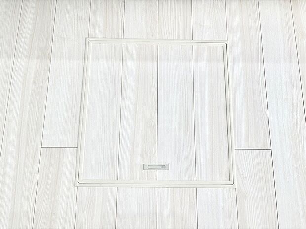 床下収納付き!日用品・非常用品の収納にも大活躍。