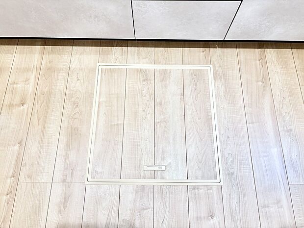 床下収納付き！日用品・非常用品の収納にも大活躍。