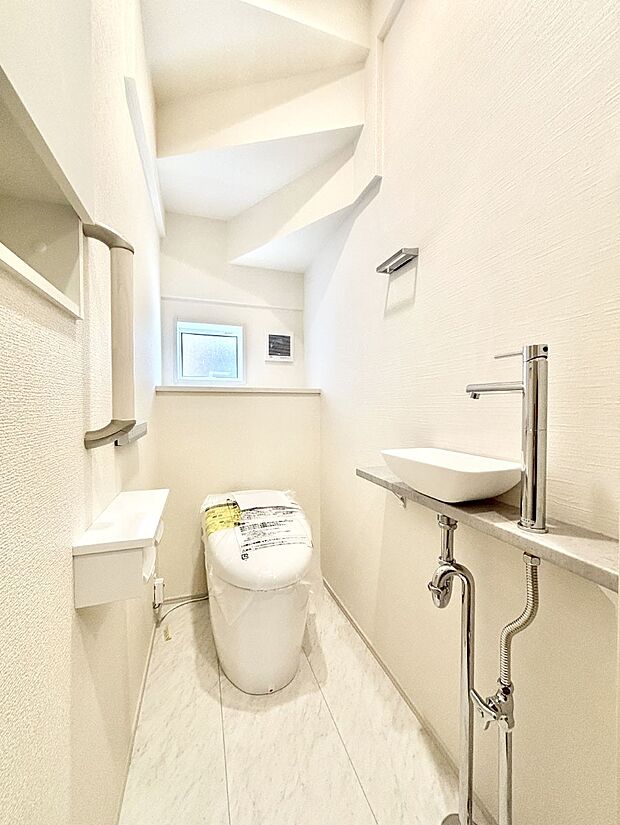 トイレは1階と2階それぞれに配置されていてとても便利です。 