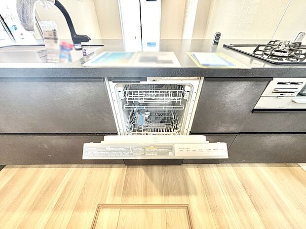 面倒なお片づけは食洗機にお任せ!家事の負担が減って、時間にも気持ちにもゆとりができます。