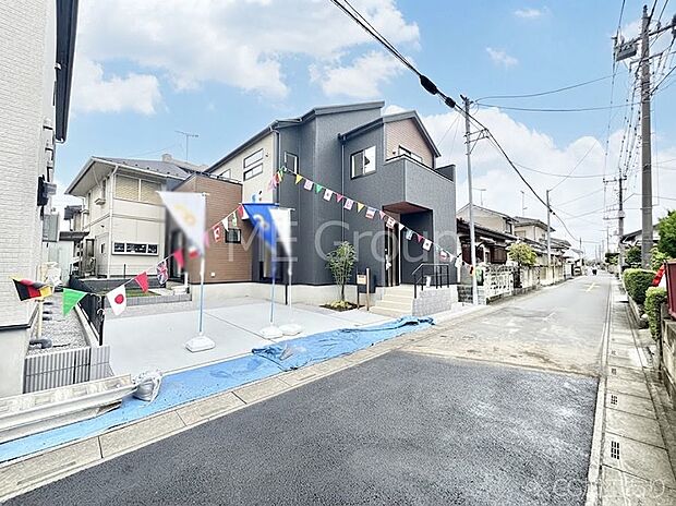 前面道路はきちんと整備されています