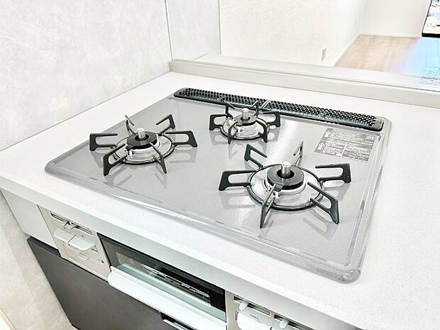 三口ガスコンロでお料理が一気にはかどりそう  