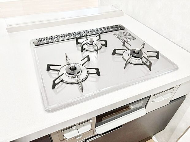 三口ガスコンロでお料理が一気にはかどりそう  