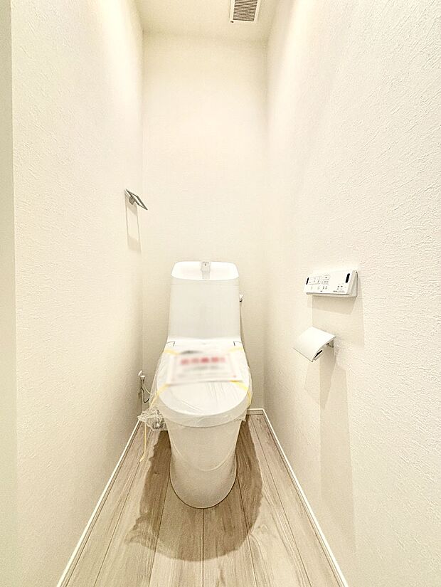 トイレは安心の2箇所!朝のバタバタも一安心です。