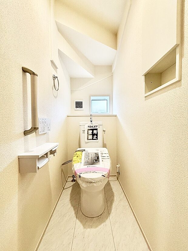 トイレは1階と2階それぞれに配置されていてとても便利です。