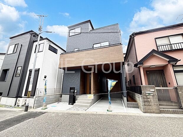 溢れる陽光でご家族の笑顔も輝く