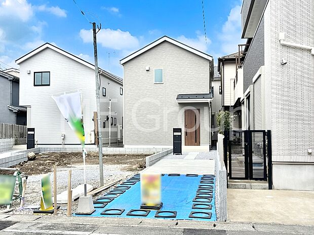 溢れる陽光でご家族の笑顔も輝く
