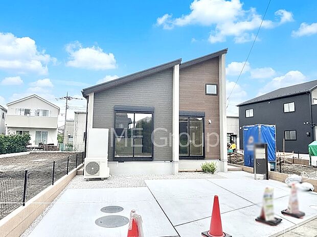たっぷりの陽光と心地よい風が舞い込む住まい