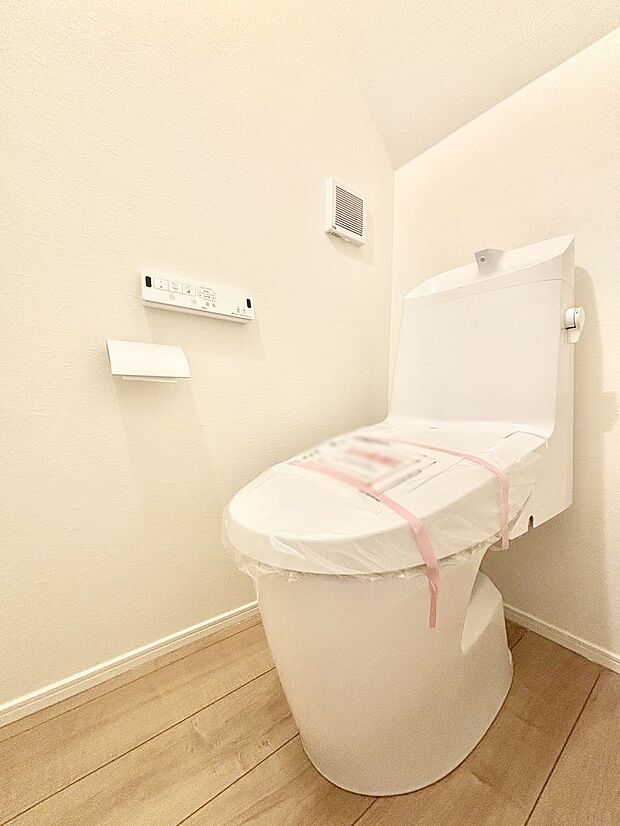 トイレは安心の2箇所!朝のバタバタも一安心です。
