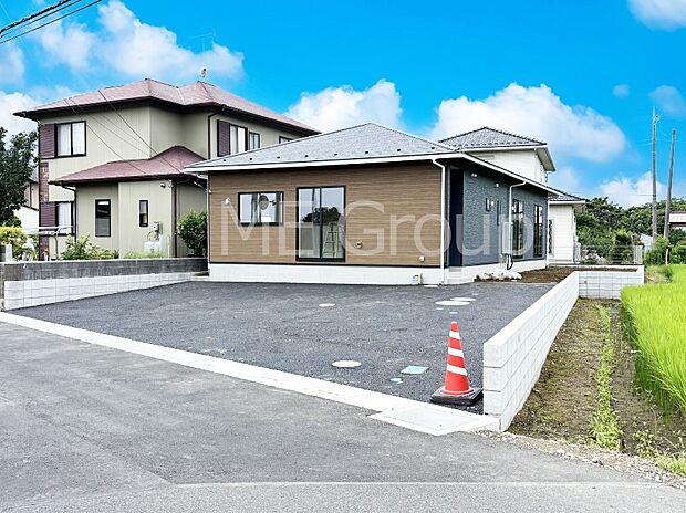 溢れる陽光でご家族の笑顔も輝く
