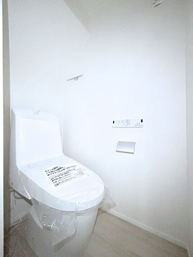 トイレは1階と3階それぞれに配置されていてとても便利です。