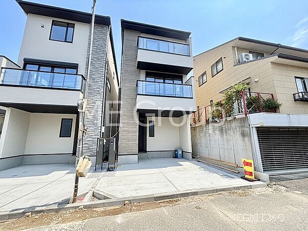 洗練された外観、上質な住空間が広がる室内は永く安心して過ごせる住居です。 
